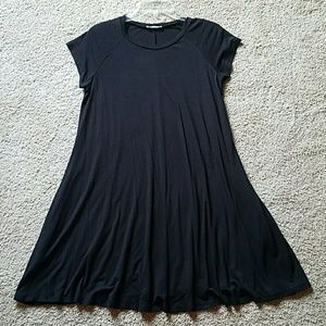 Black dress - Cute and comfy!